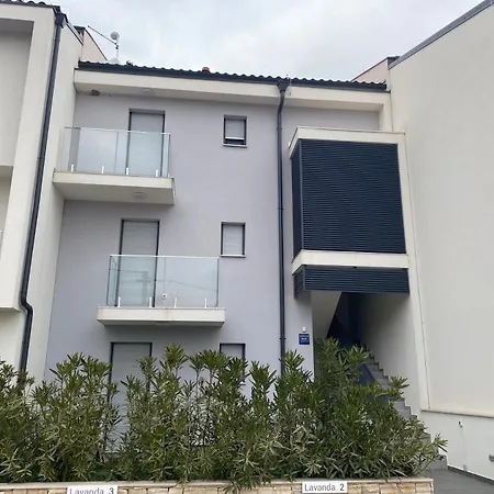 Apartma Lavanda 3 Appartement